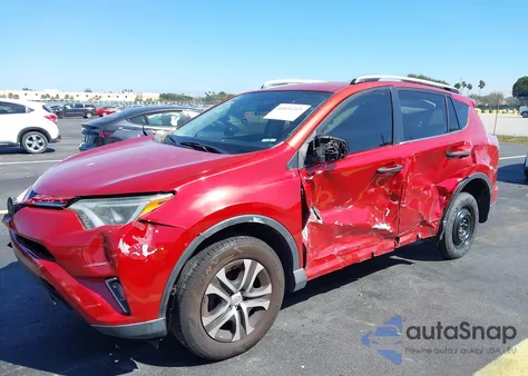 2016 Toyota Rav4 Le z USA, uszkodzony, nr VIN JTMZFREV5GJ075750